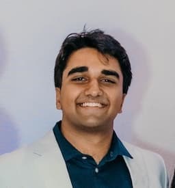 Ansh Thakkar headshot